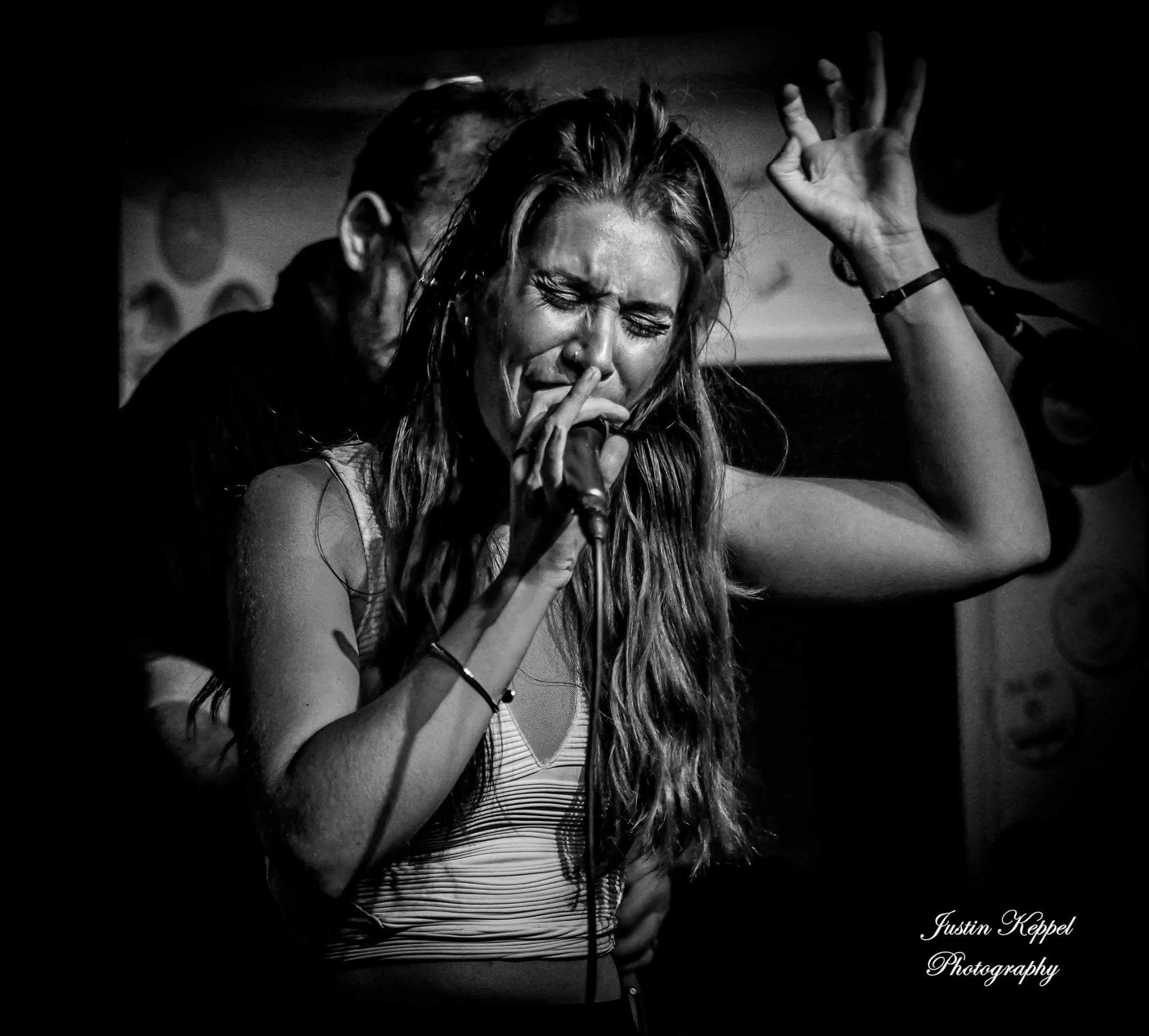 Alana K And The Leftovers, cover band in Melbourne, photo 2