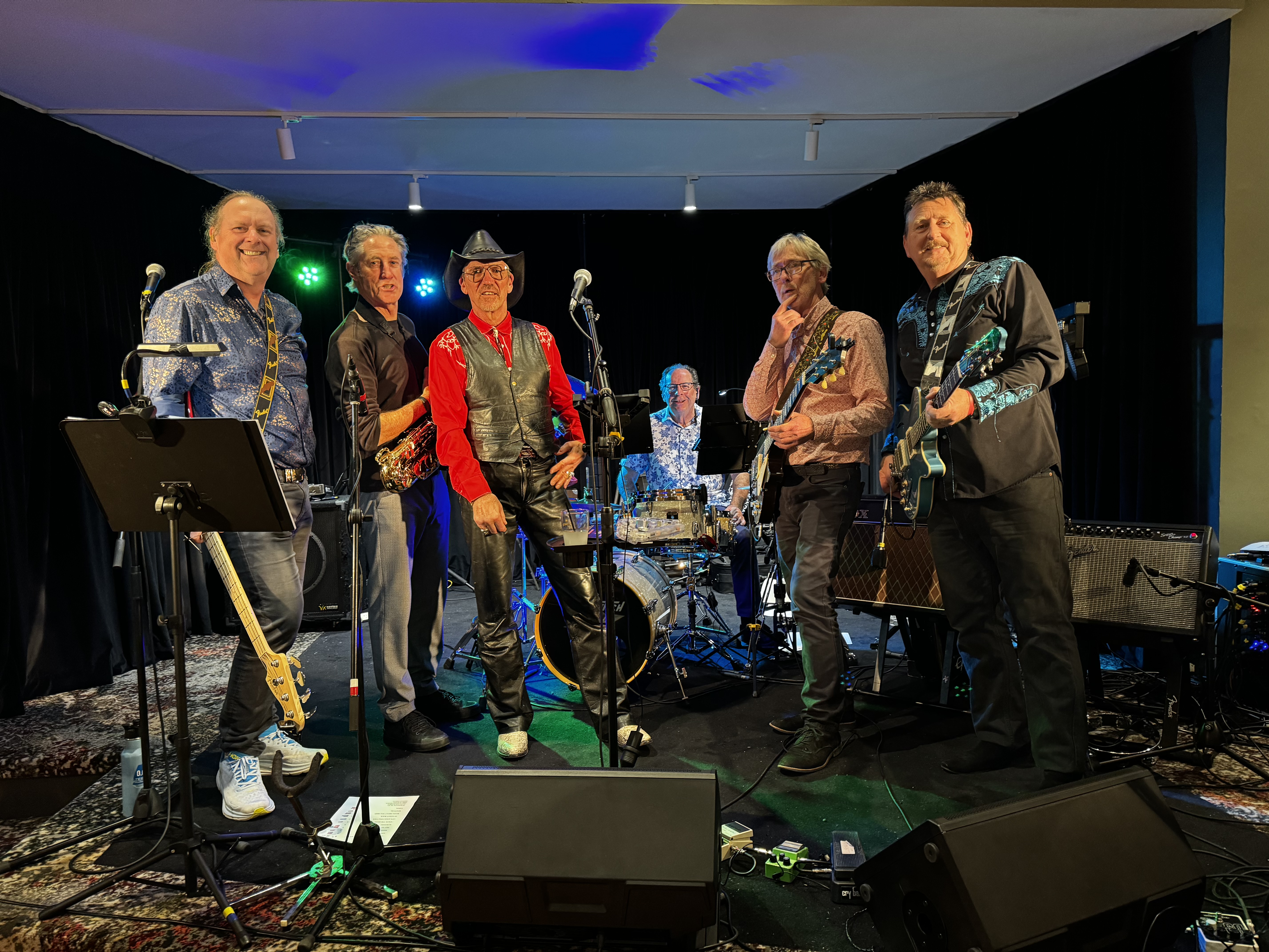 COBRA 45s, cover band in Melbourne, photo 2