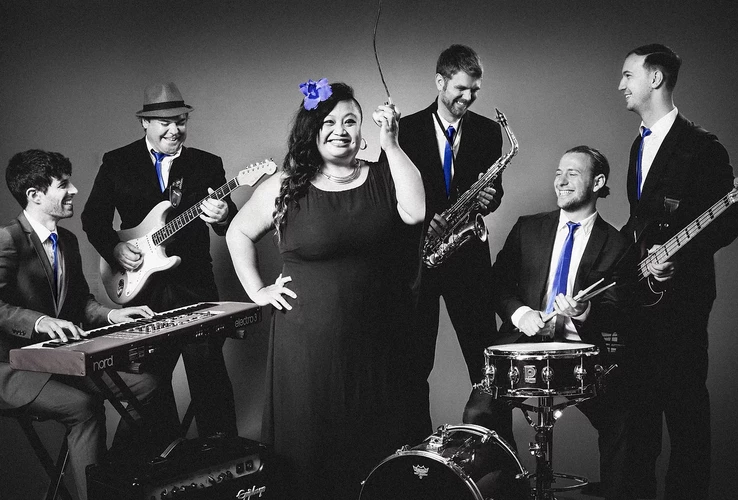 Something Blue, cover band in Melbourne, photo 3