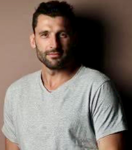 Russell Robertson, musical duo in Melbourne