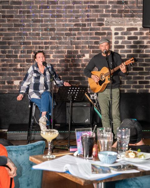 SideBySound, musical duo in Melbourne