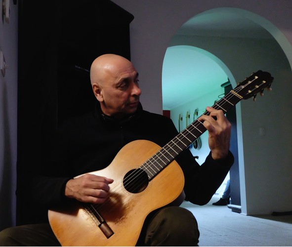 Chris Gogerly, guitarist in Melbourne, photo 3
