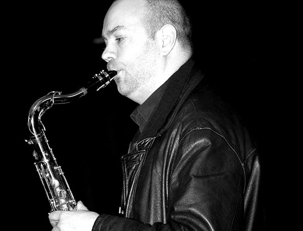Melbourne Saxophone Player, live in Melbourne, photo 2