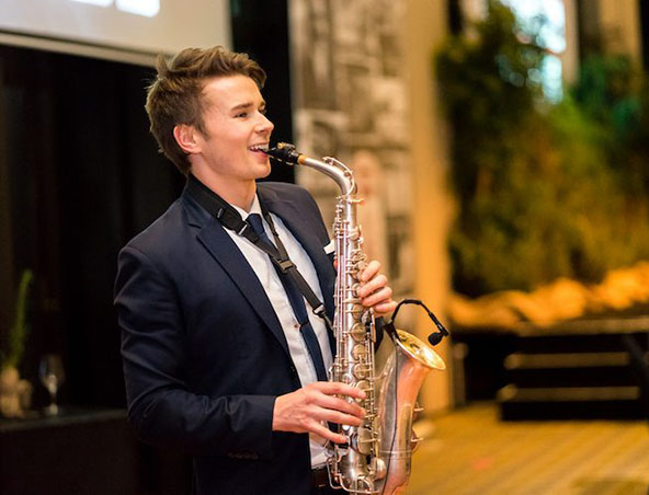 Nathan, saxophone player in Melbourne, photo 2