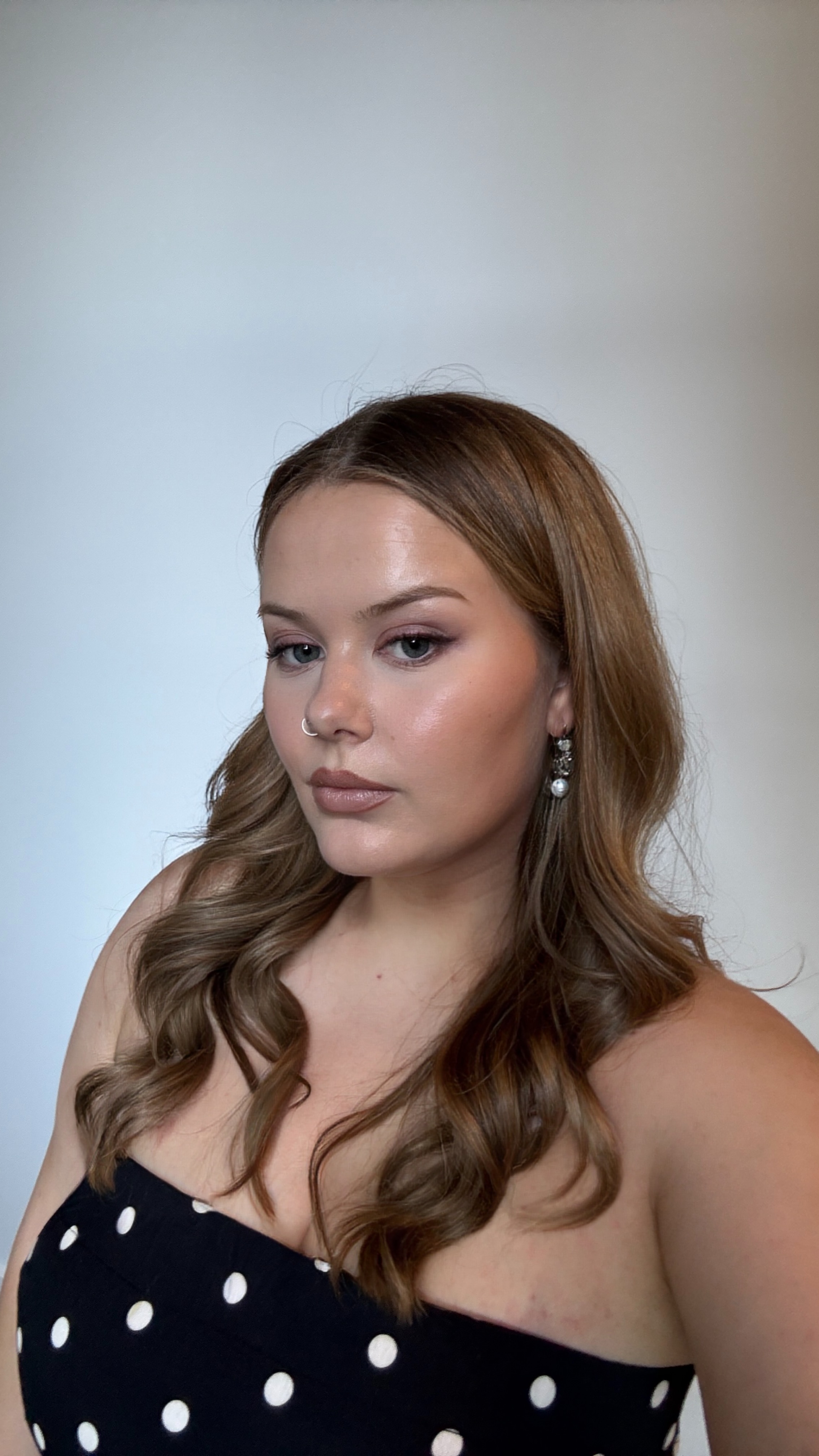 Ally Eley, pianist and singer solo in Melbourne