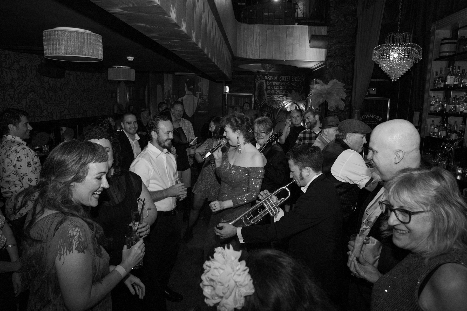 Jennifer Salisbury's Swingin' Elixir, swing band in Melbourne, photo 2