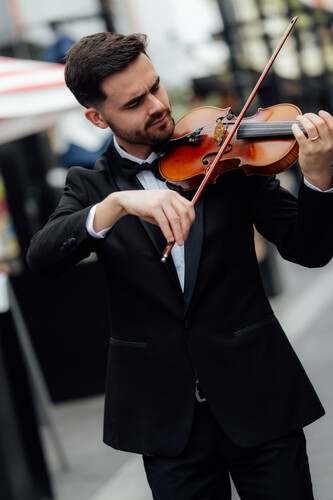 Matthew Lim, violinist in Melbourne, photo 3