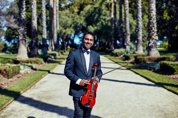 Melbourne Violin Co, violinist in Melbourne