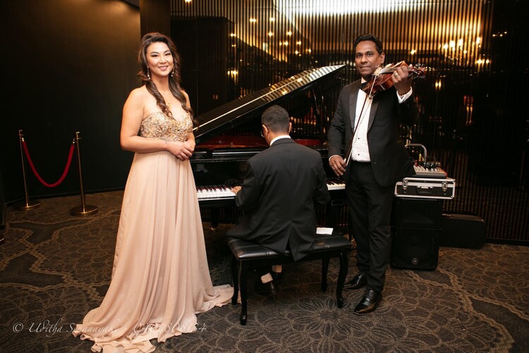 Rasika Hewage, violinist in Melbourne, photo 3