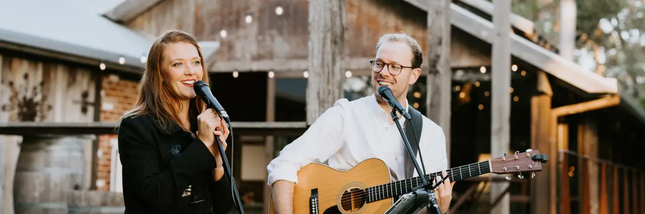 Jimmy & Niki, wedding band in Melbourne, photo 3