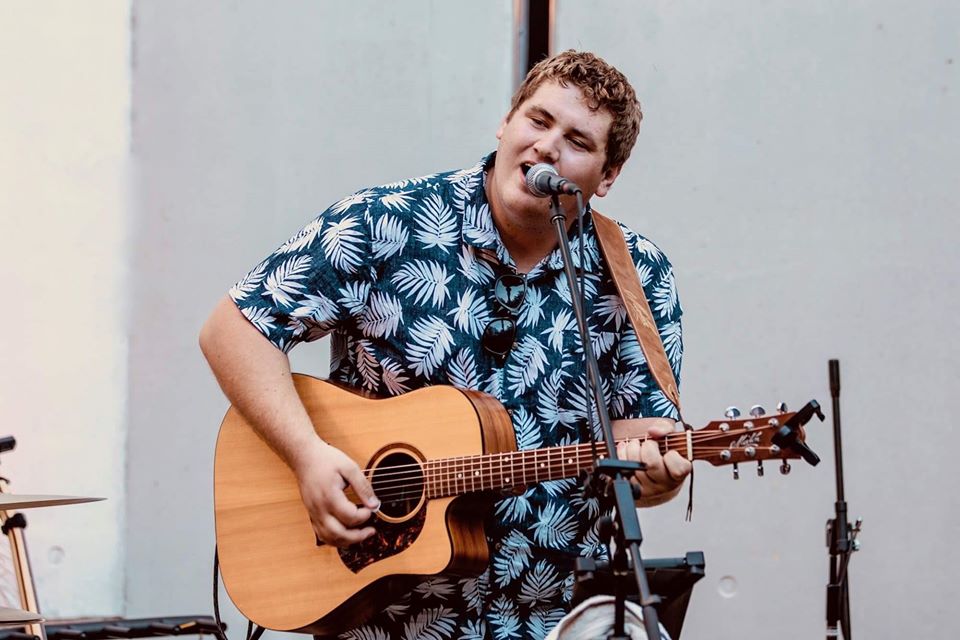 Aaron White, country singer in Newcastle, photo 2