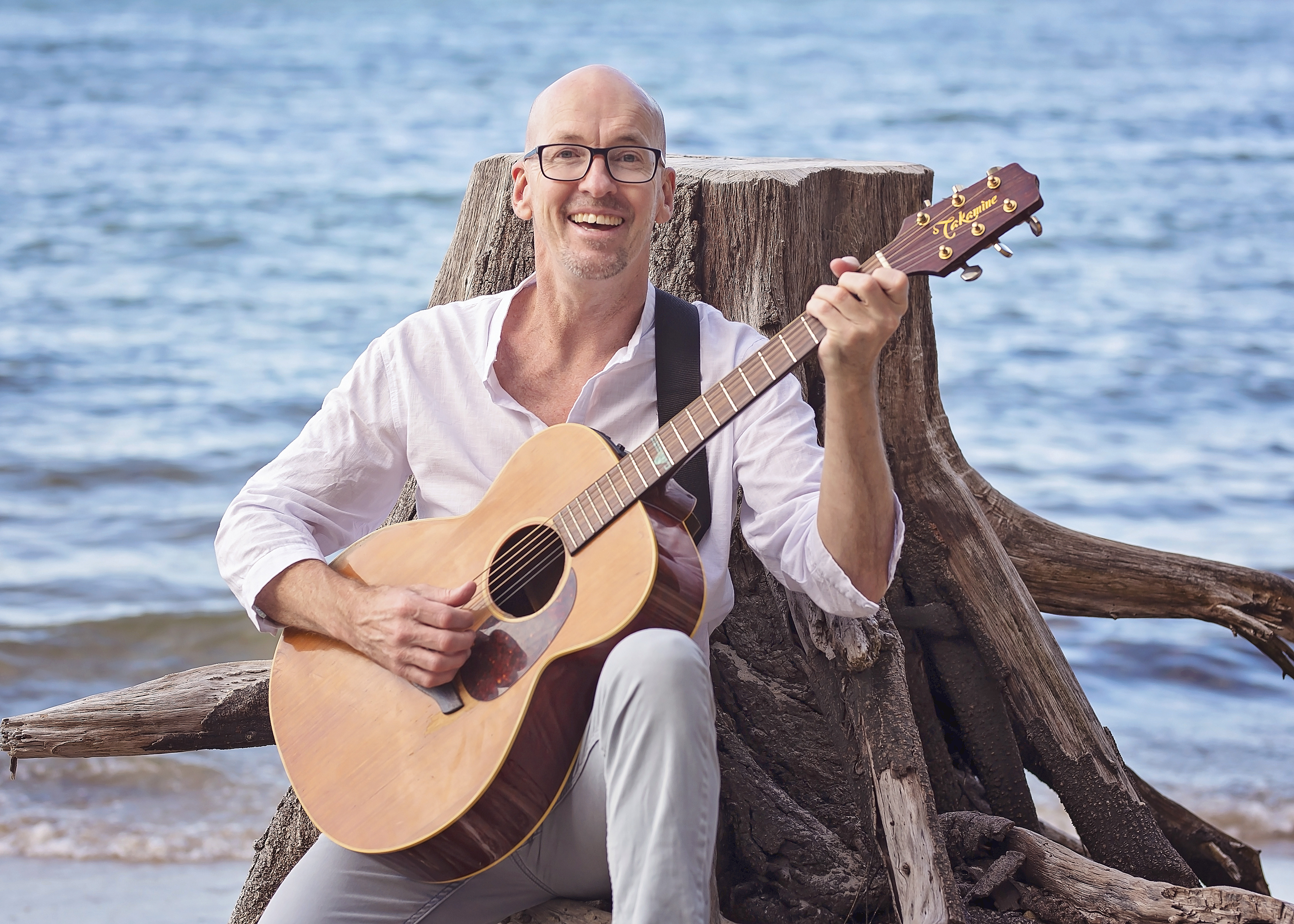 Arvidson Music, singer in Newcastle