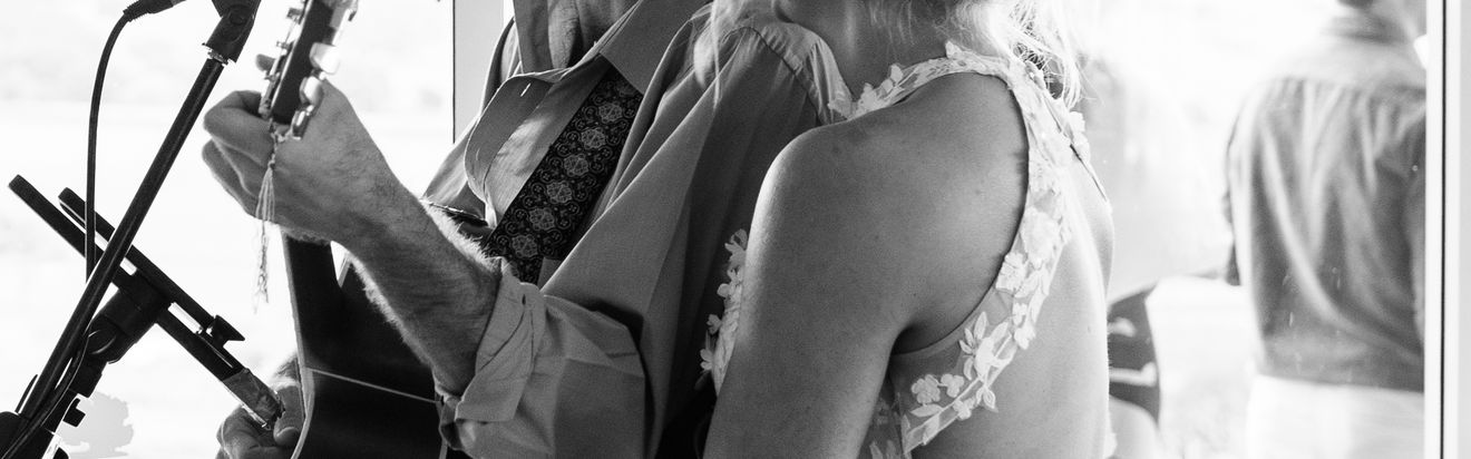 Robbie Gyngell Music, wedding band in Wollongong, photo 2