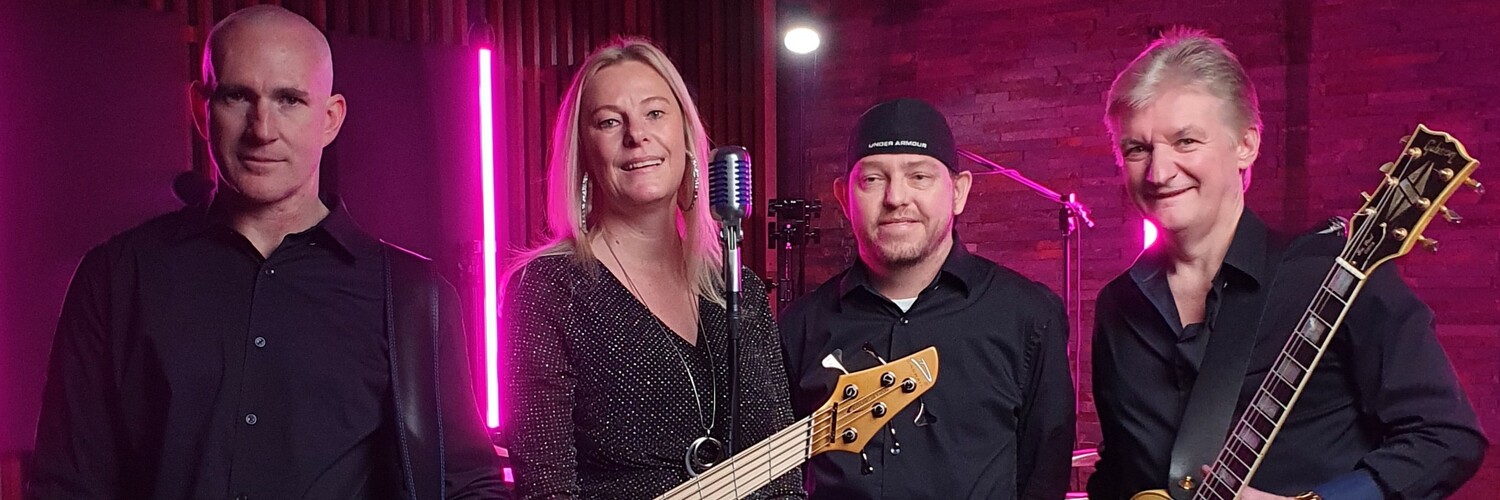 BlackDragon, cover band in Penrith, photo 2