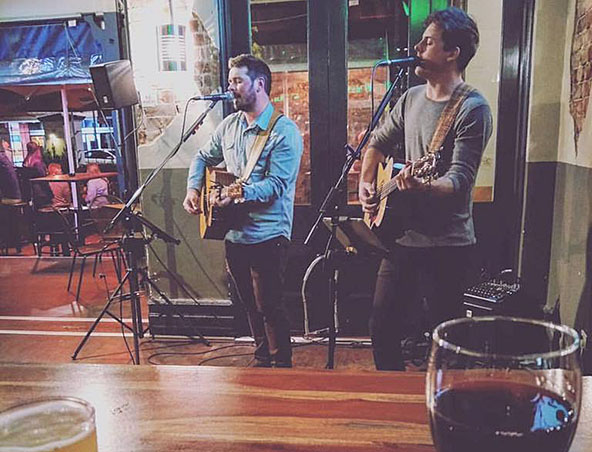 Jesse And Taylor, musical duo in Perth