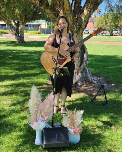 Little Song, singer in Perth, photo 3