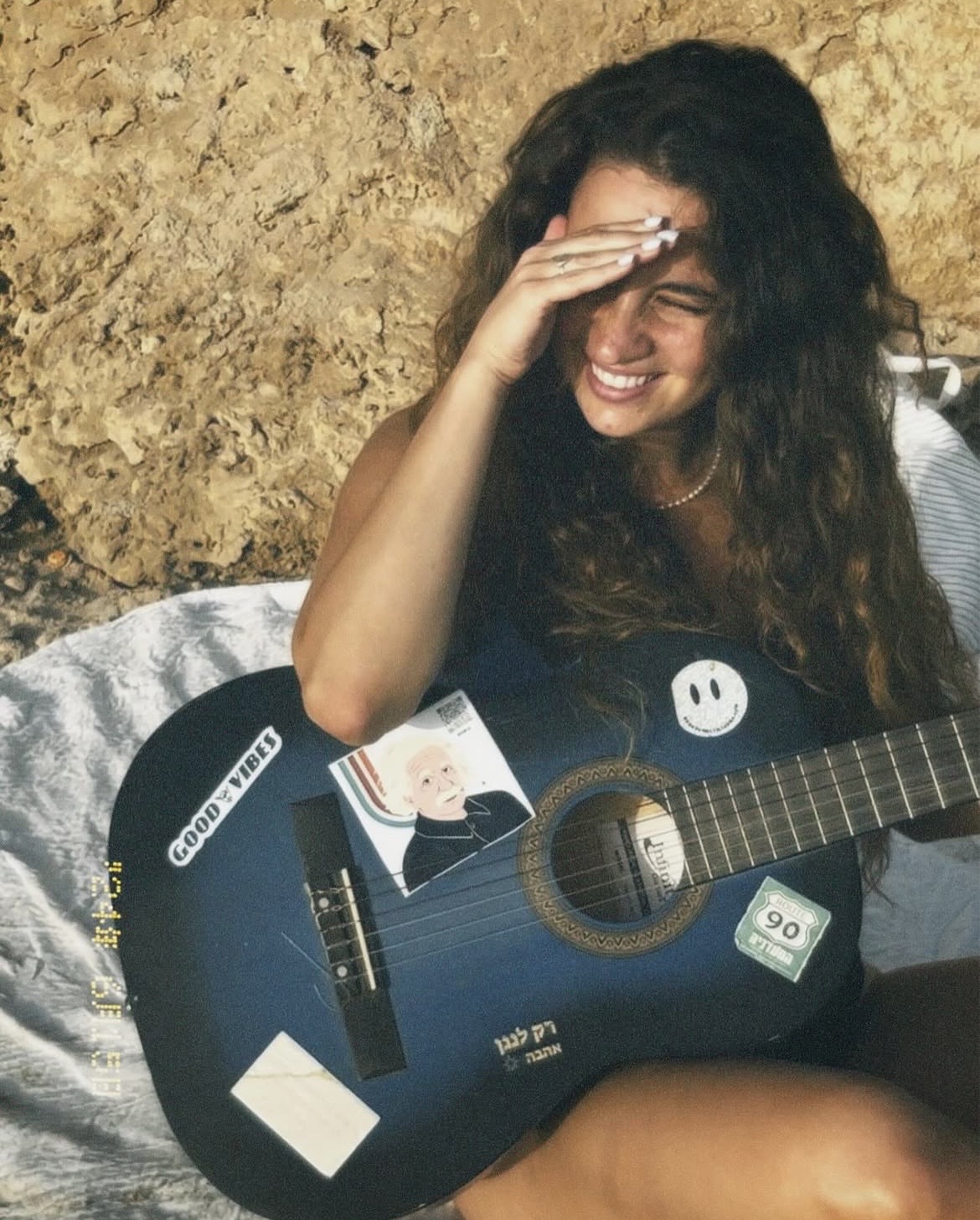 Noa Wein, singer-songwriter in Perth, photo 2
