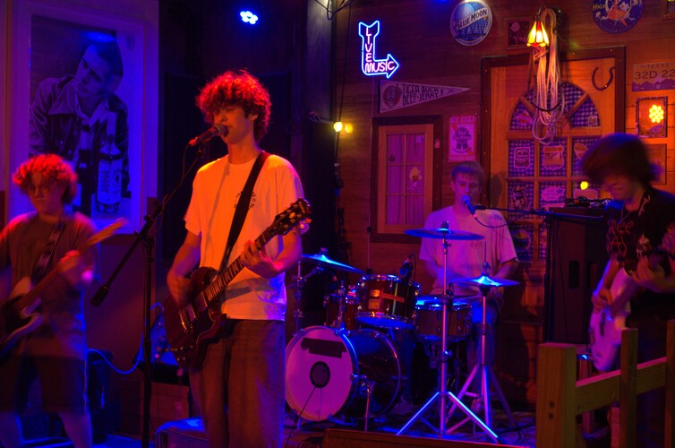 First Offence, cover band in Perth, photo 3