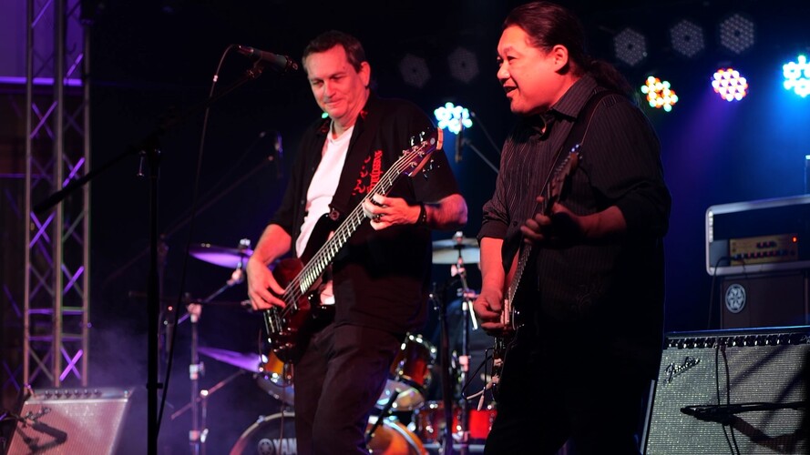 Jet Cassette, cover band in Perth, photo 3