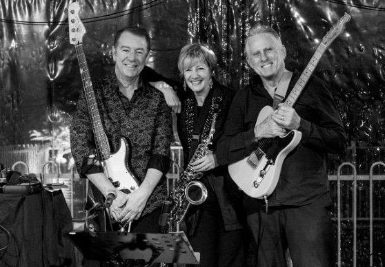 RhythmWorX, cover band in Perth, photo 2
