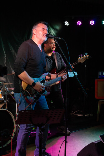 Woodsmoke, cover band in Perth, photo 3