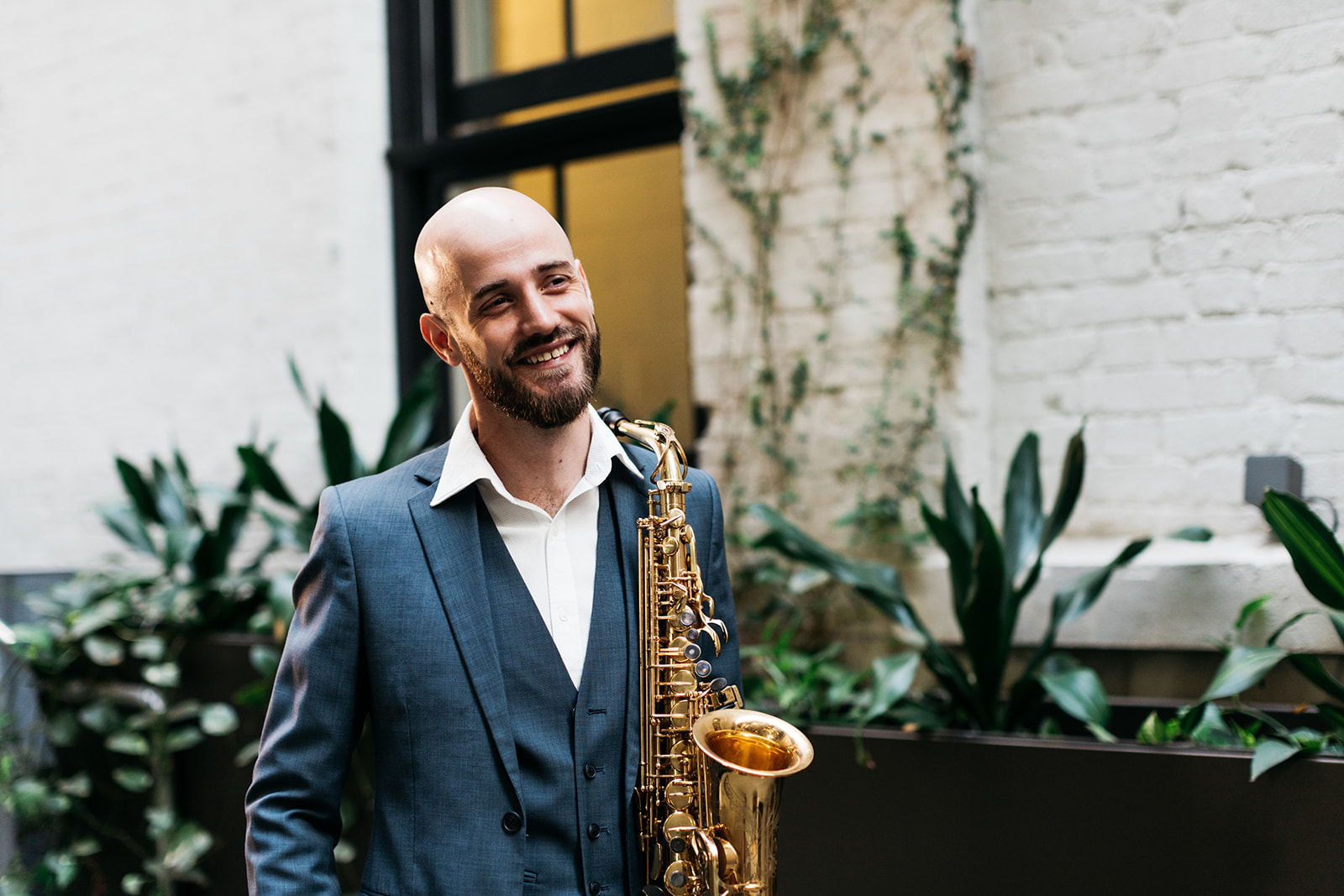 Tom Greble, dj and saxophone in Perth