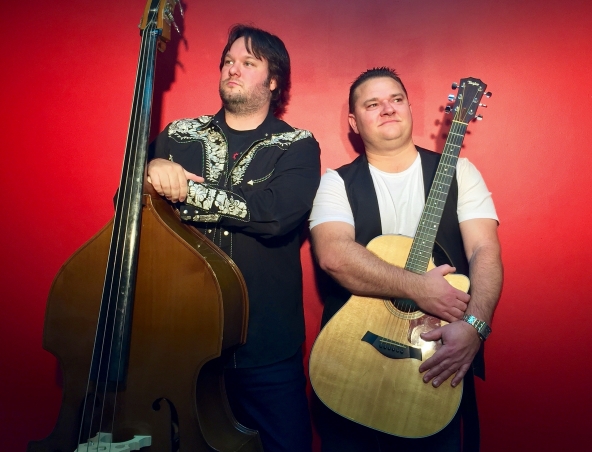 JustUs, musical duo in Perth