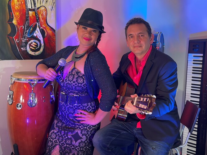 Kreativs Duo, musical duo in Perth, photo 3
