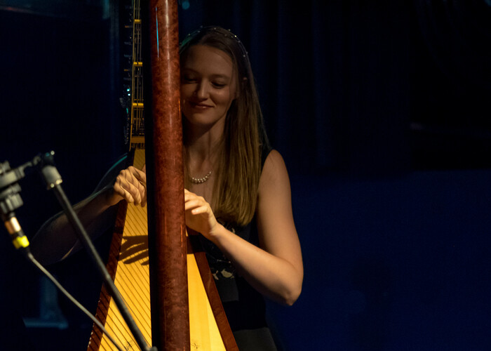 Eliza Bourgault du Coudray, harp player in Perth, photo 3