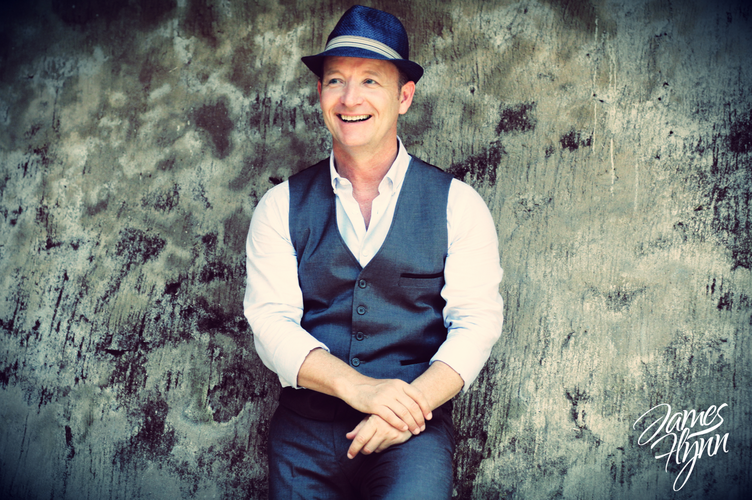 James Flynn, jazz singer in Perth, photo 3