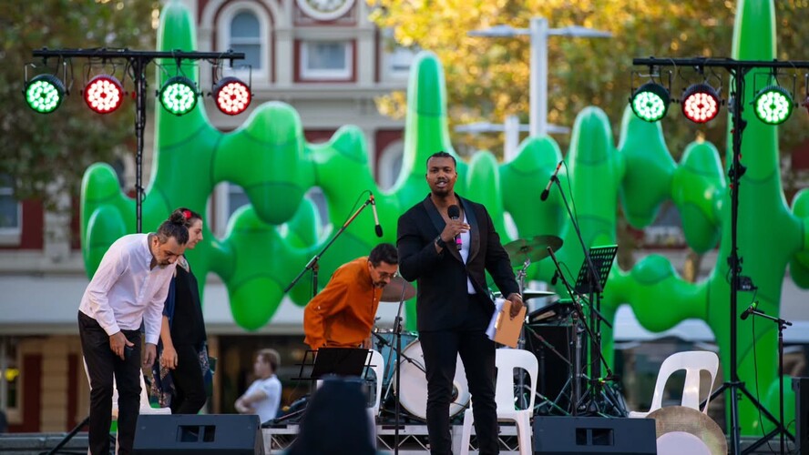 Prince Igbenoba, mc-master of ceremonies in Perth, photo 3