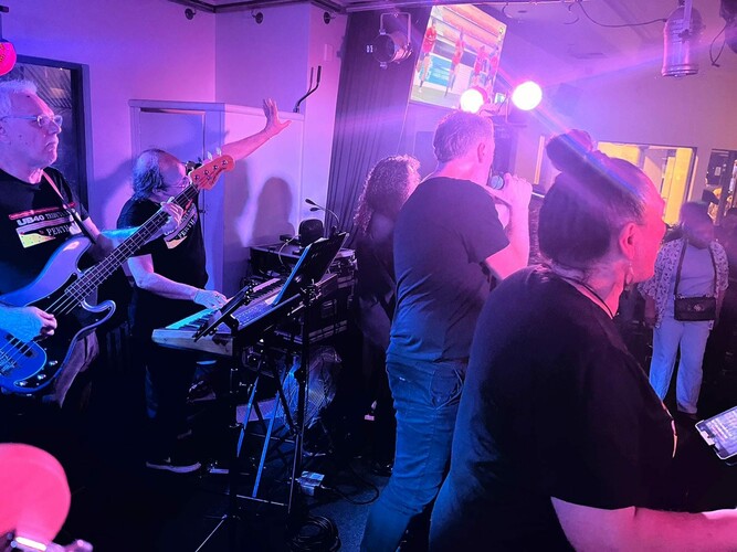 Ub40 Tribute " Labour Of Love ", tribute band in Perth