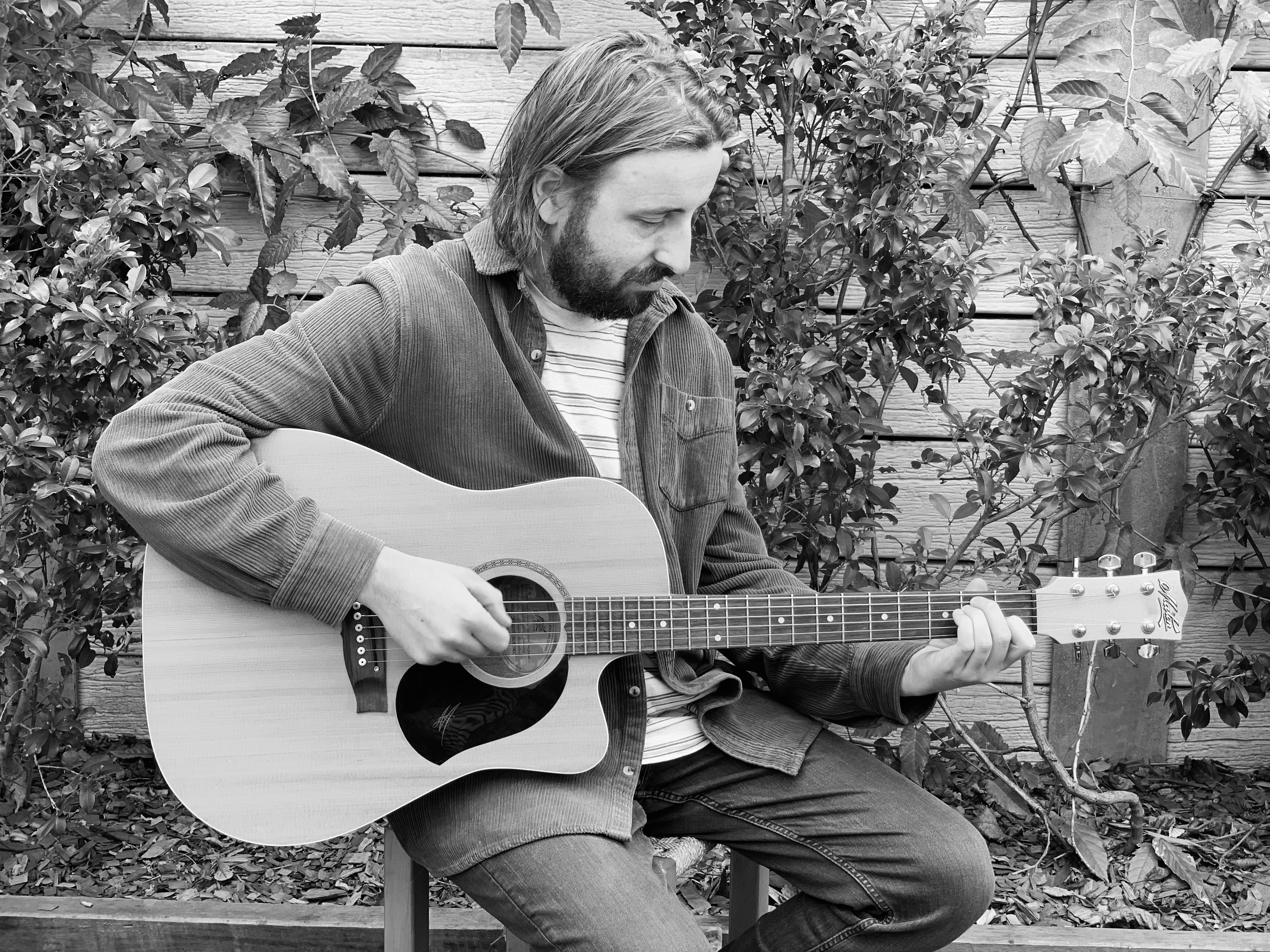 Angus Hall, singer in Sunshine Coast