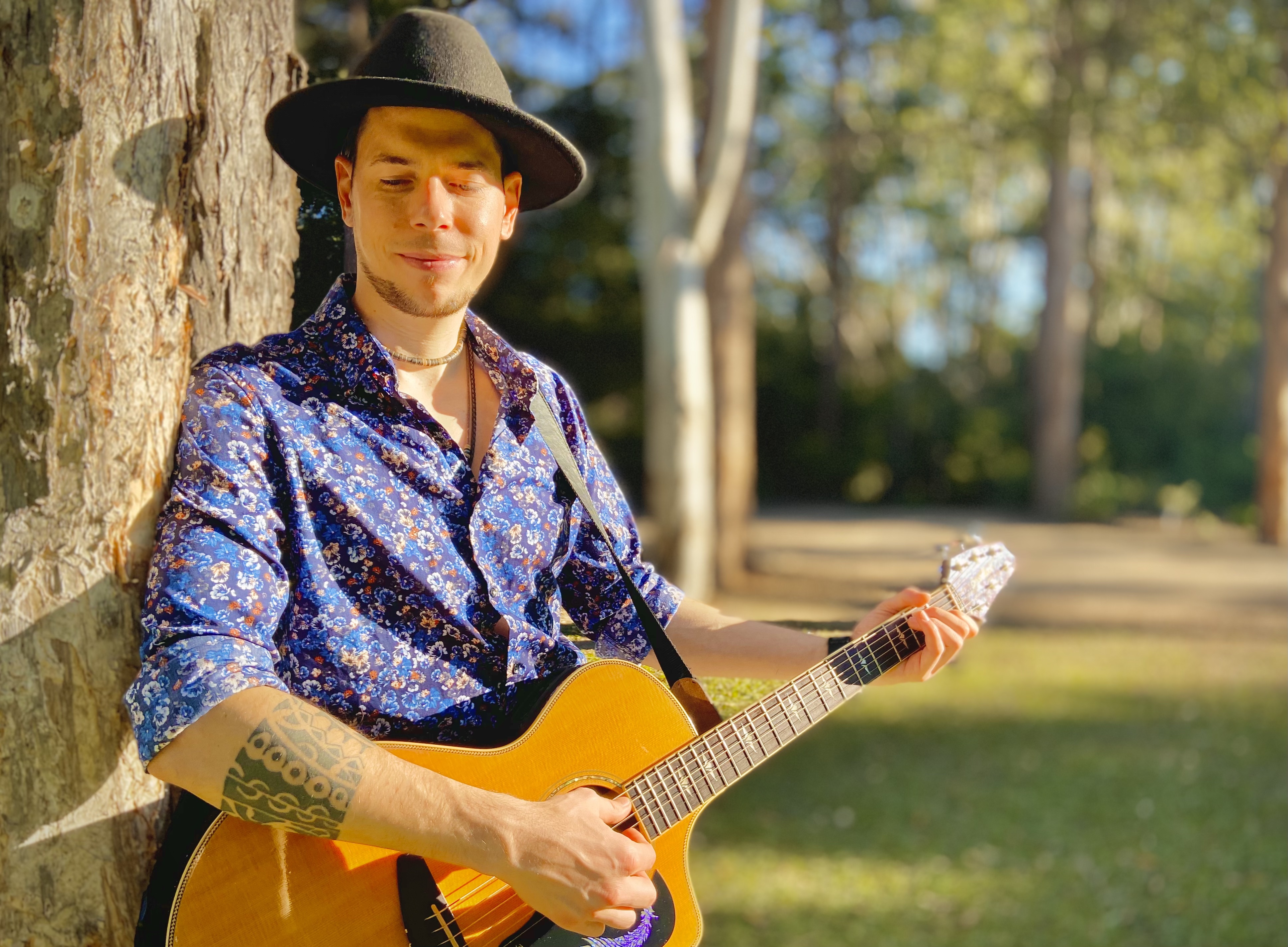 Esteban, musical soloist in Sunshine Coast