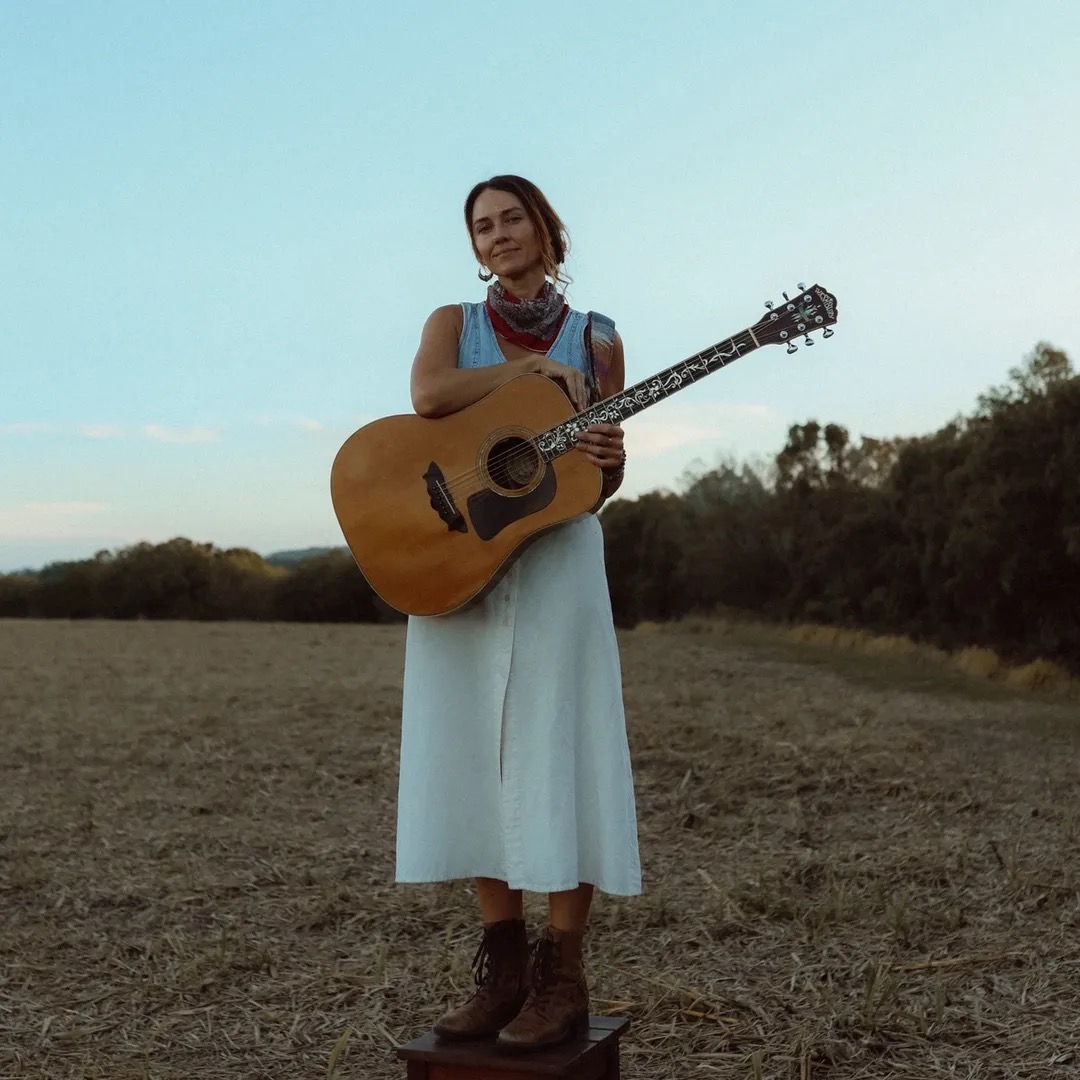 Katie Milae, singer-songwriter in Sunshine Coast