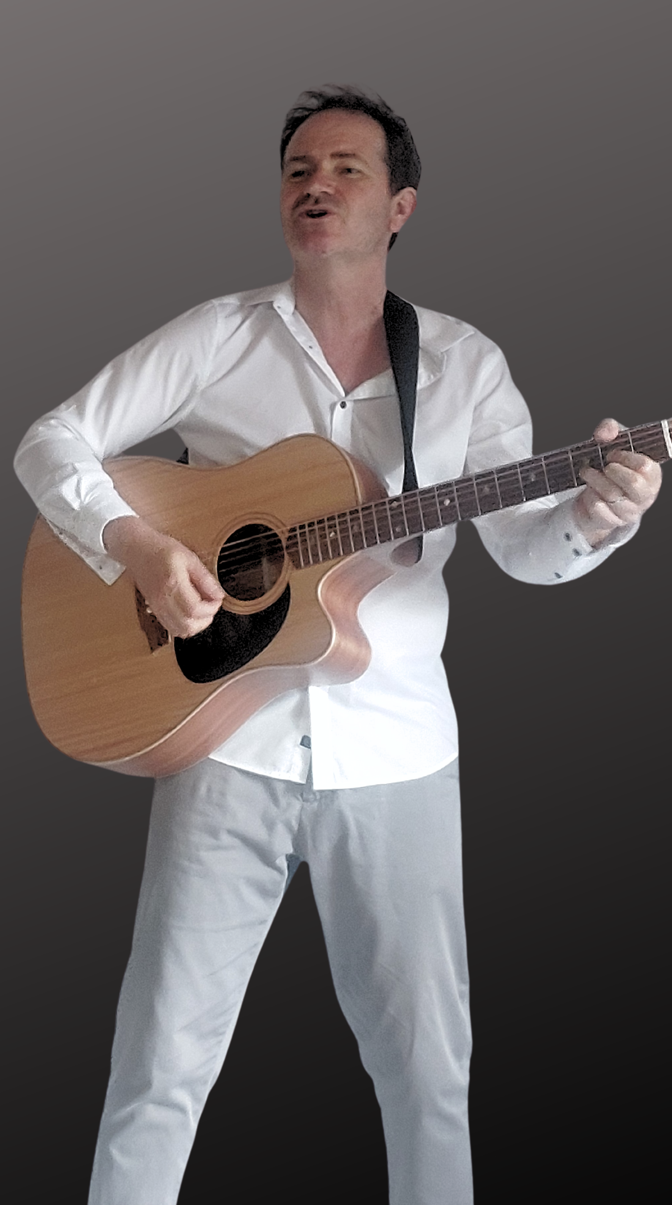 Michael S, singer in Sunshine Coast