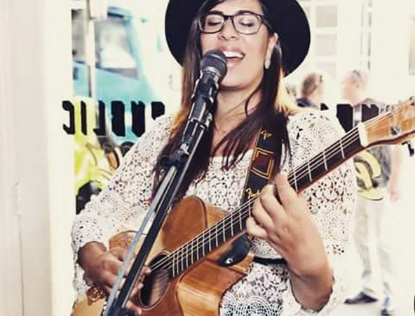Acoustically Speaking, musical duo in Sydney, photo 2