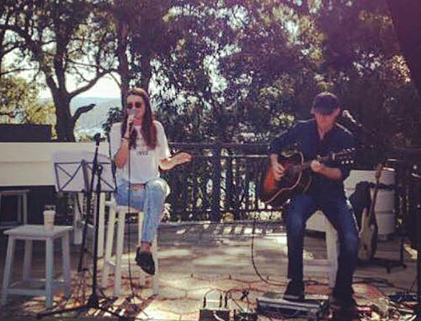 Aimee And Doug, musical duo in Sydney, photo 2