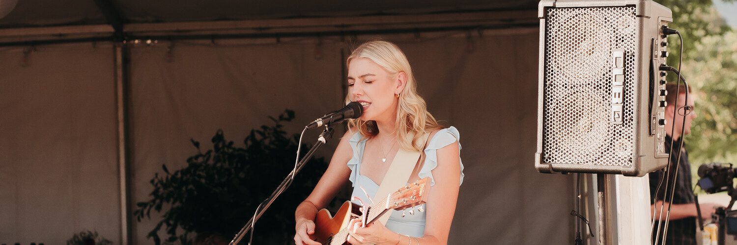 Georgia Munster, musical duo in Sydney, photo 3