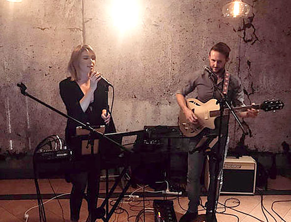 Lauren And Matt, musical duo in Sydney, photo 2