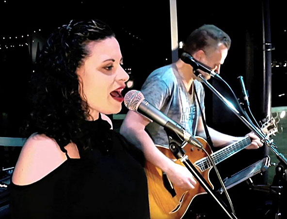Paul And Lana, musical duo in Sydney, photo 2