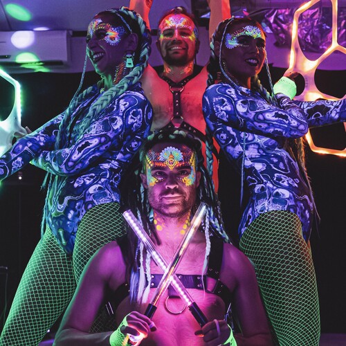 Aaron James, dj in Sydney