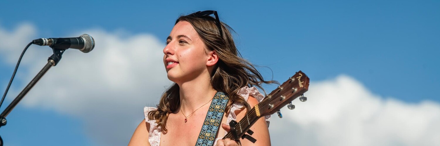 cate guirguis, singer-songwriter in Sydney, photo 3