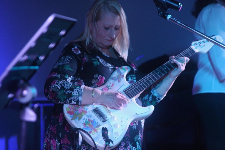 Crystal Blue Music, country singer in Sydney, photo 3