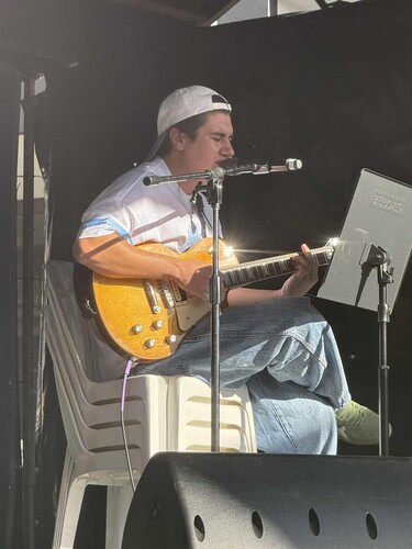 Eddie Val, singer in Sydney, photo 3