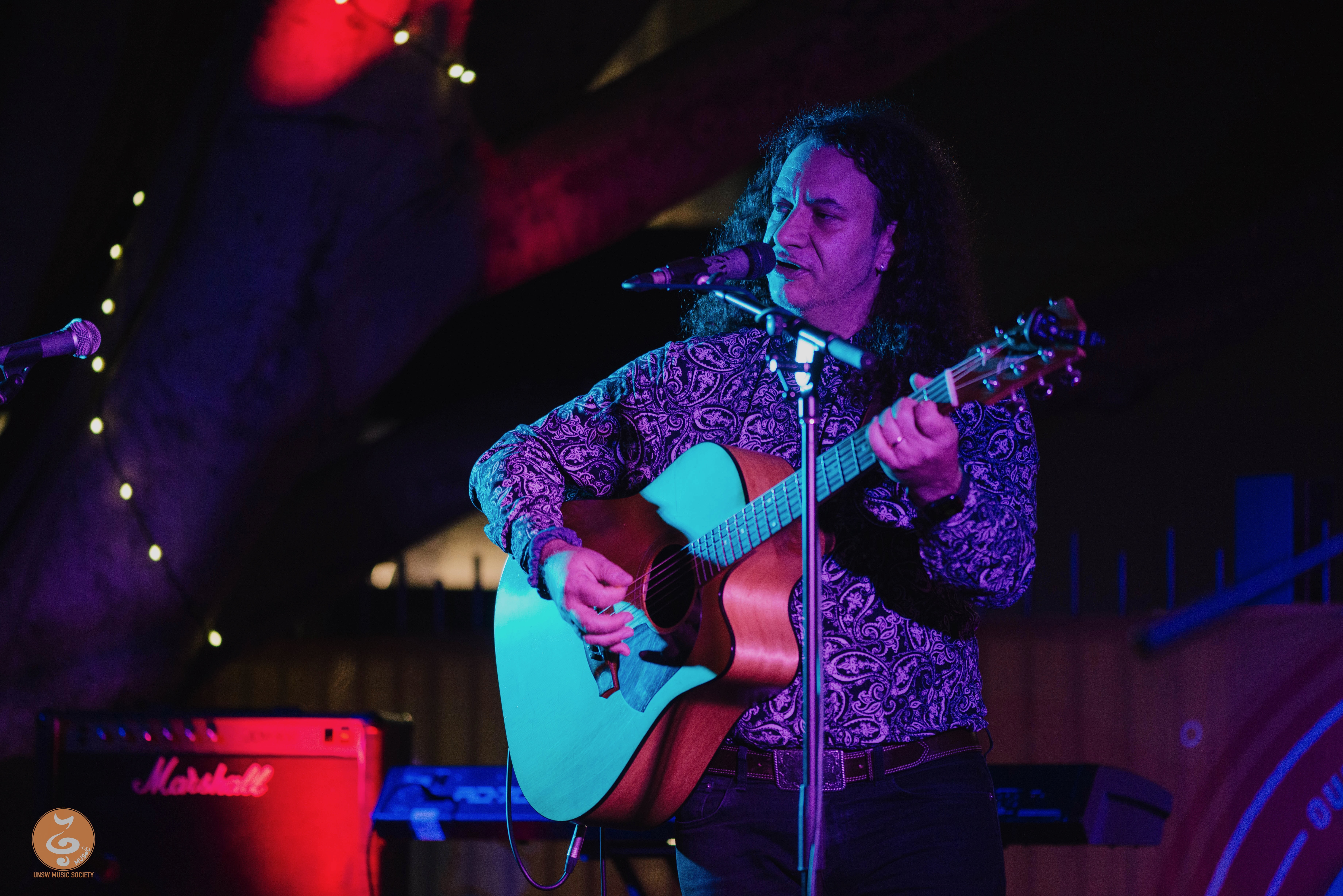 Erik Stripparo, singer-songwriter in Sydney, photo 2