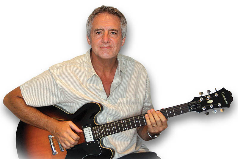 Keff McCulloch, singer in Sydney