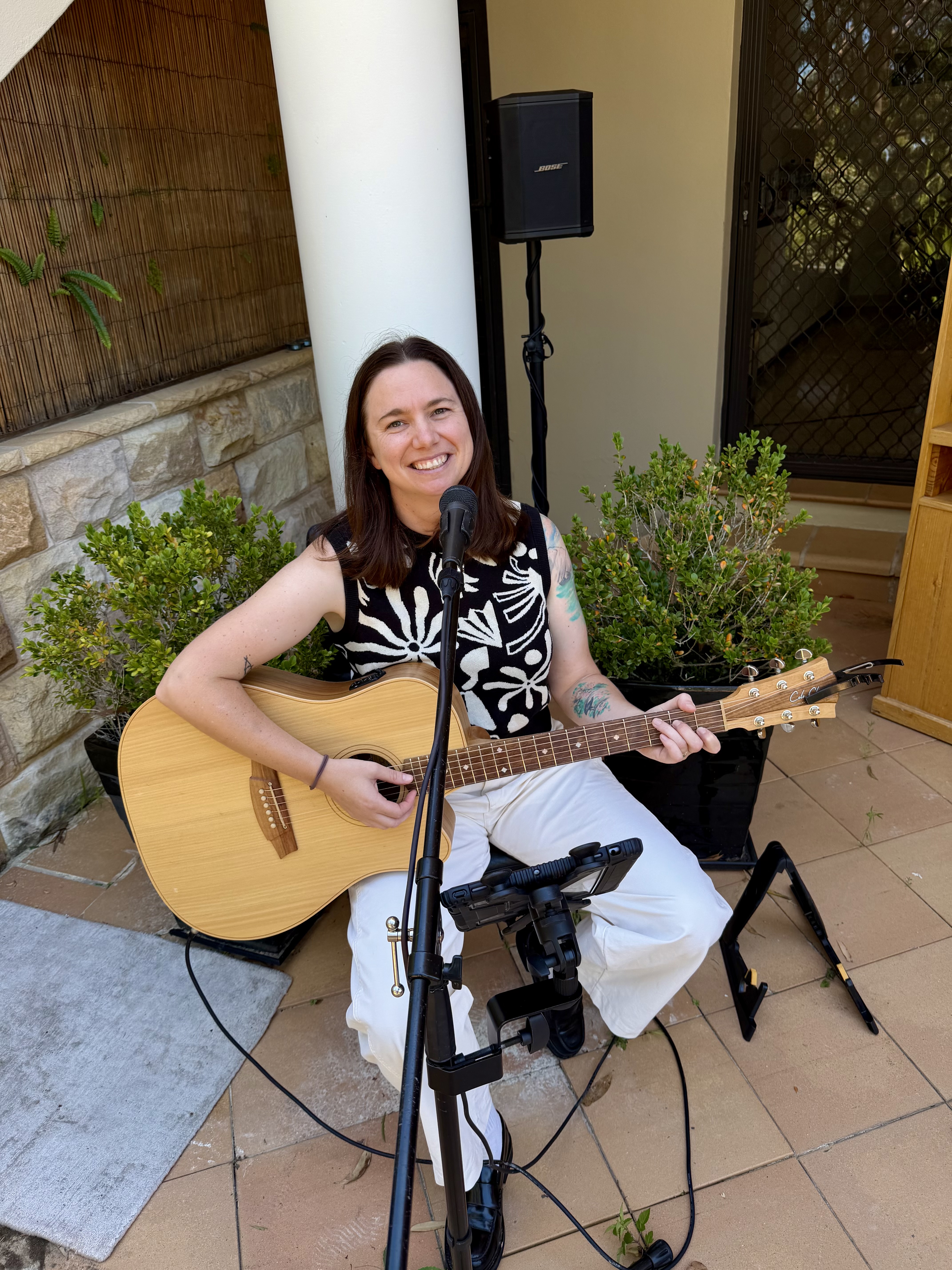 Lydia Smithers, singer in Sydney