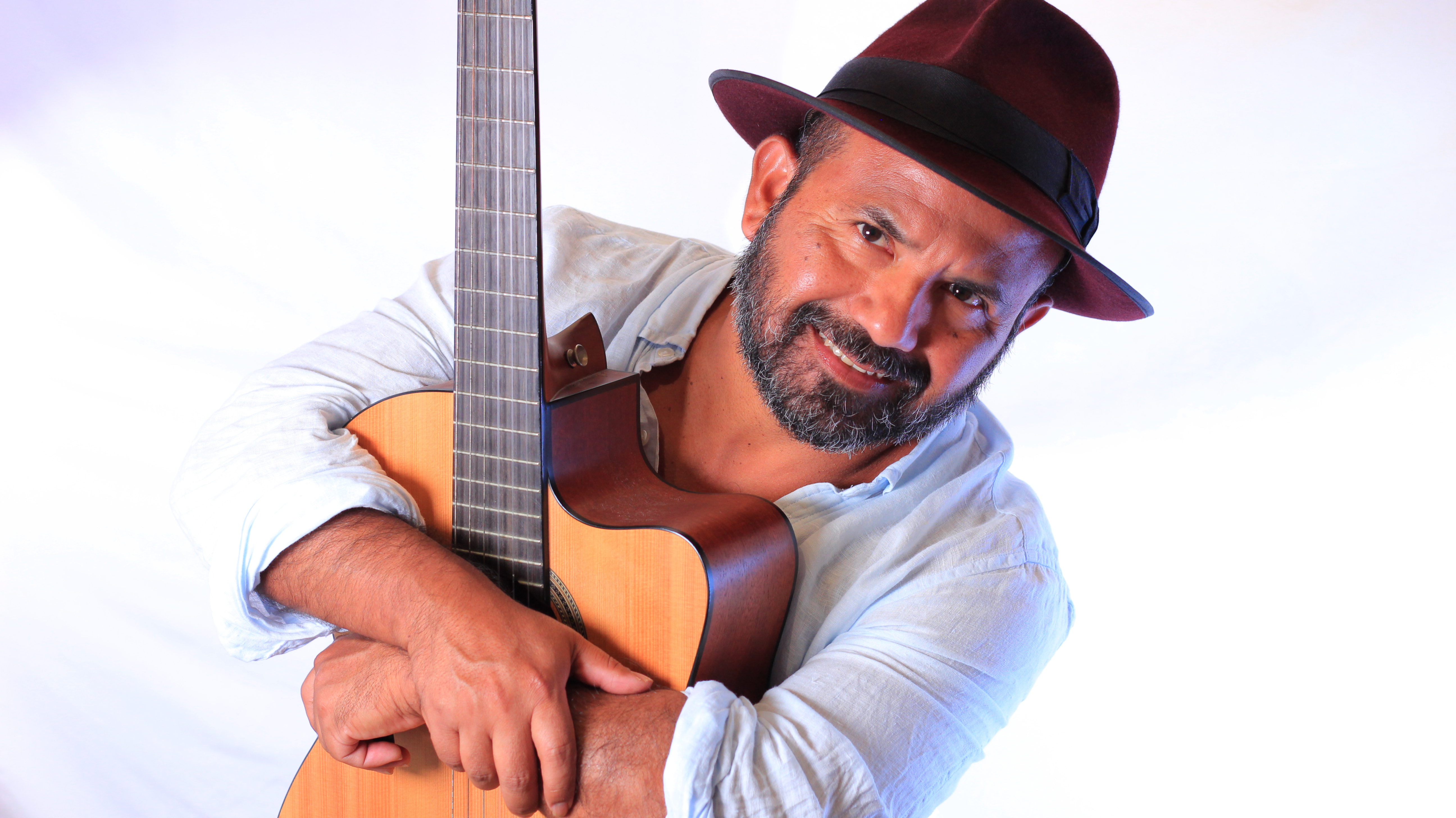 Richard Valdez, singer in Sydney