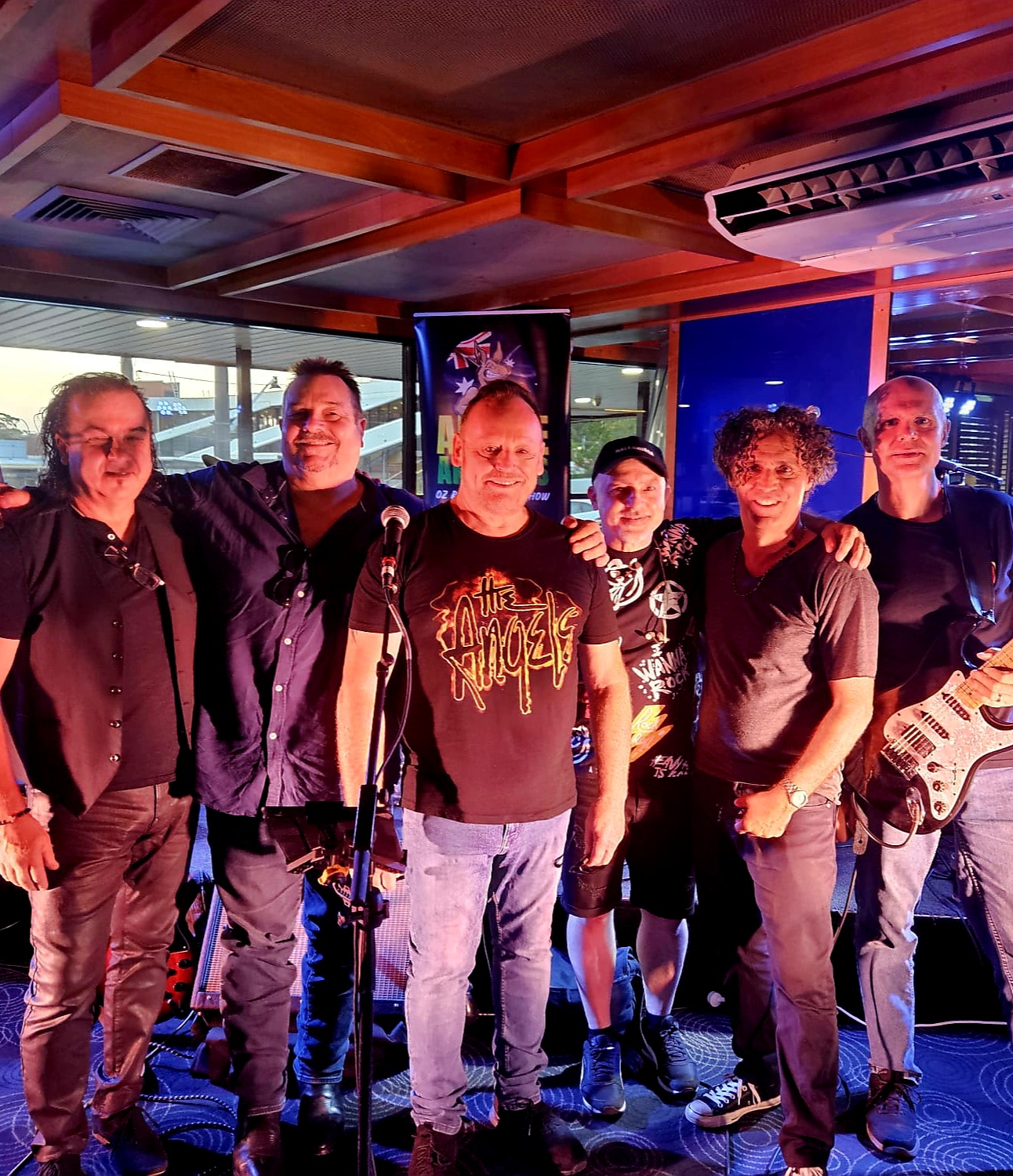 Aussie Anthems, rock band in Sydney, photo 2
